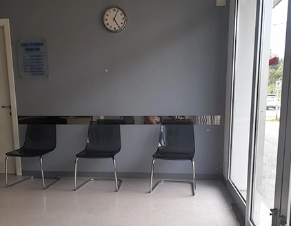 Interno sala d'attesa Clinica Veterinaria Treviso Nord